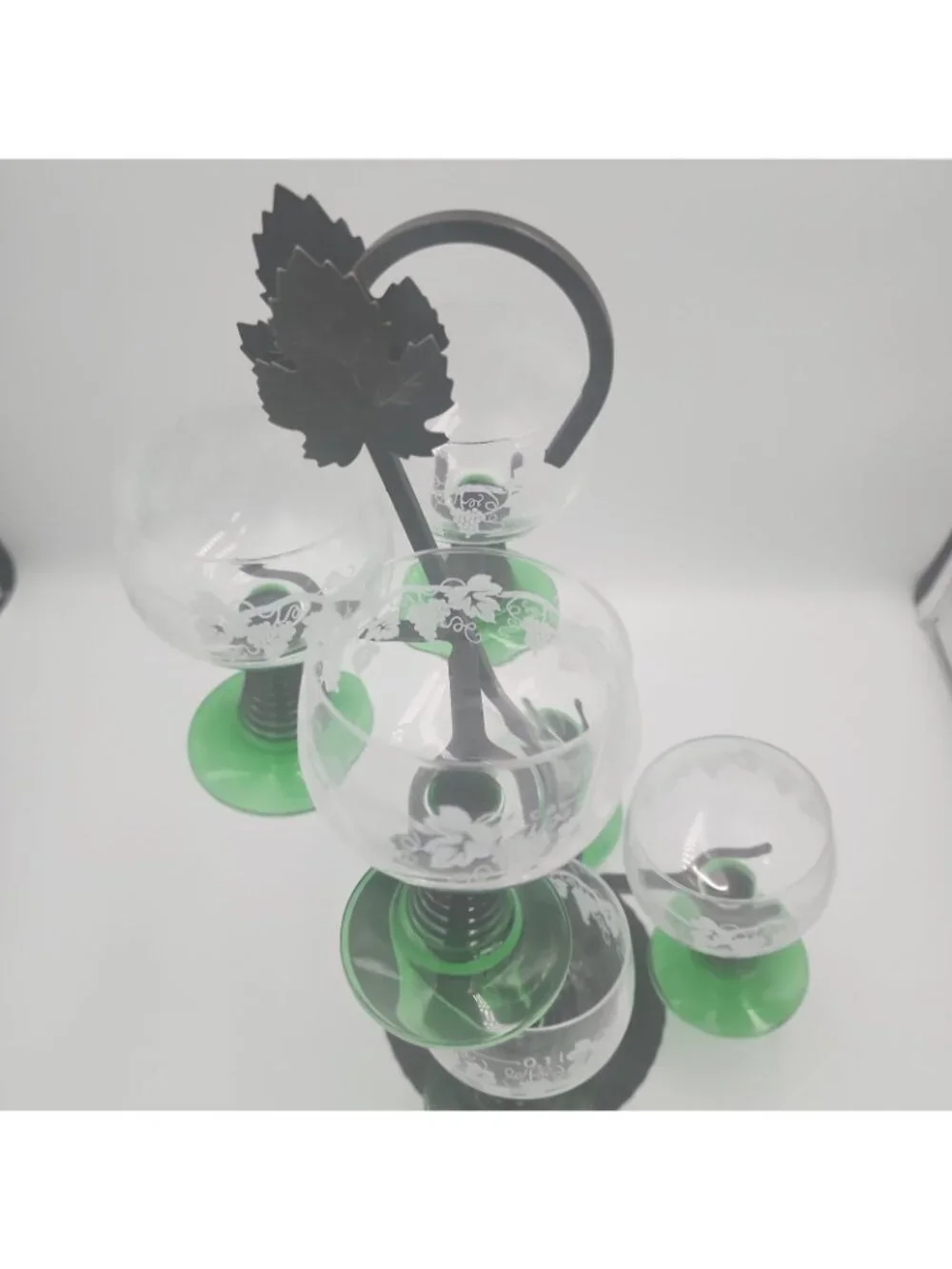 Vintage Luminarc France Etched Grapevine Ribbed Green Stem Wine Glasses 6 Stand